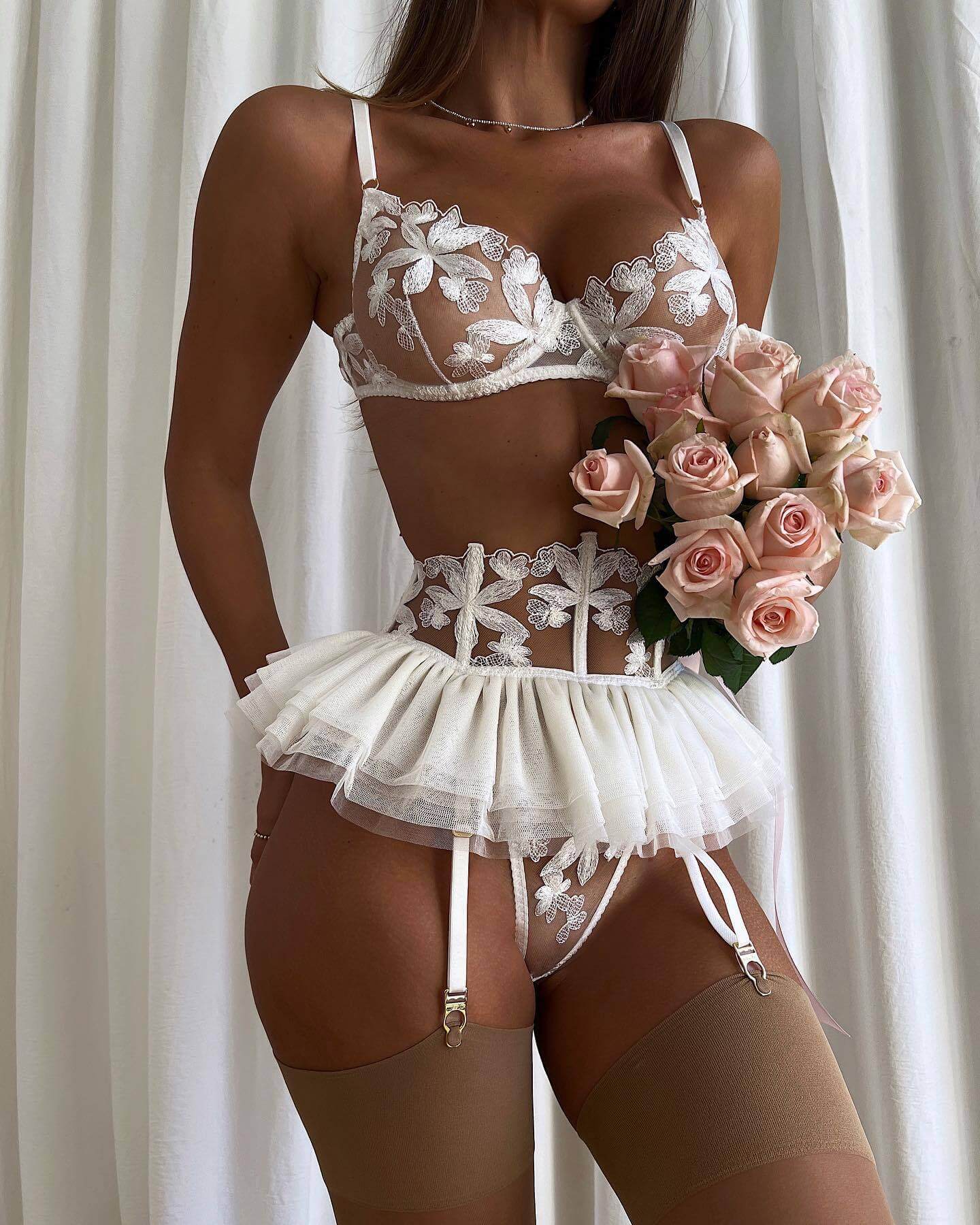 Vicky Lace Floral Skirt Set