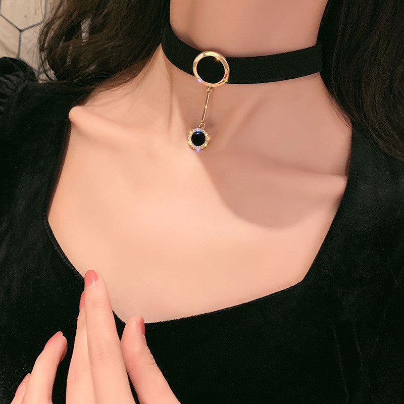 Decorative Collar Necklace